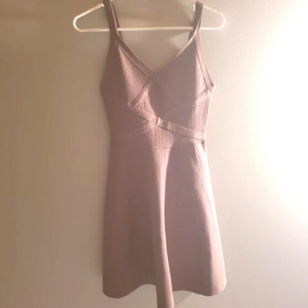 Guess Tan Pattern Dress - Picture 2 of 4